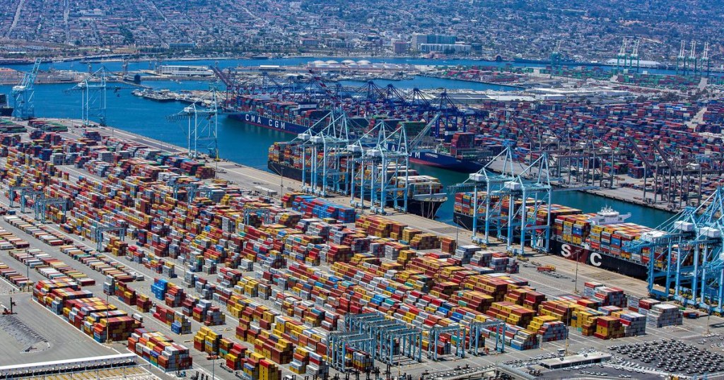 États-Unis : le port de Los Angeles perturbé par les incertitudes douanières