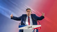 Présidentielle 2027 : Jean-Luc Mélenchon présente ses propositions pour le pouvoir d'achat