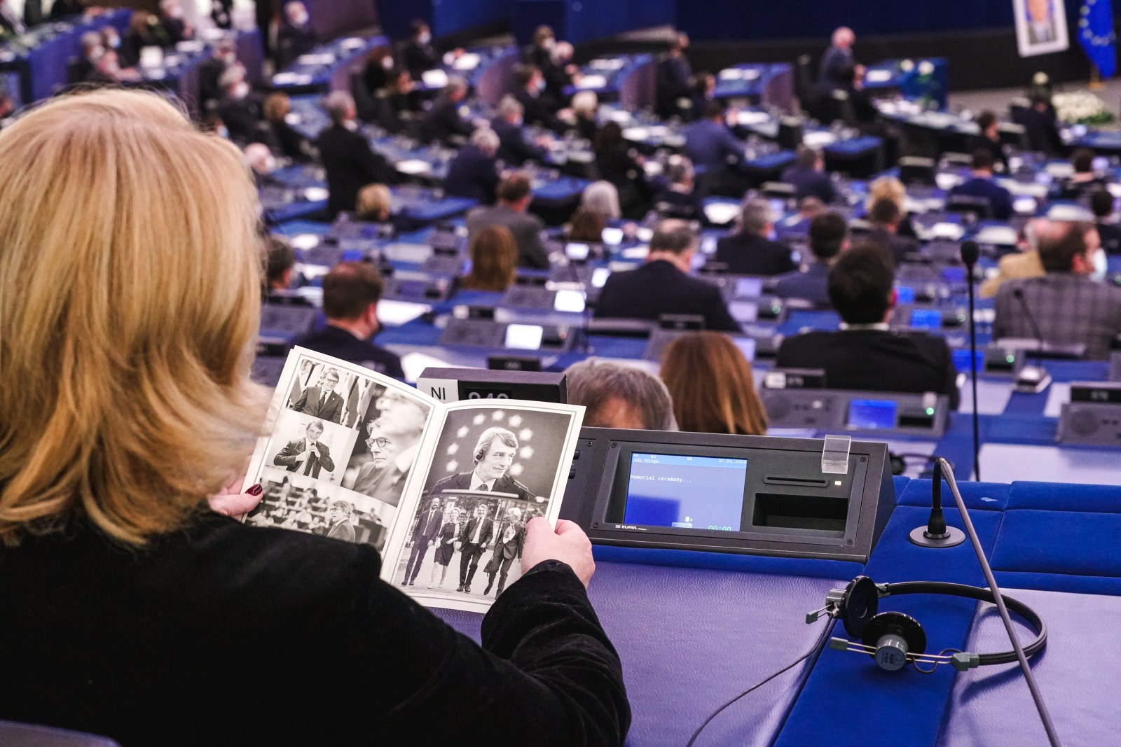 Un rapport évalue la résistance des institutions françaises face à l'extrême droite