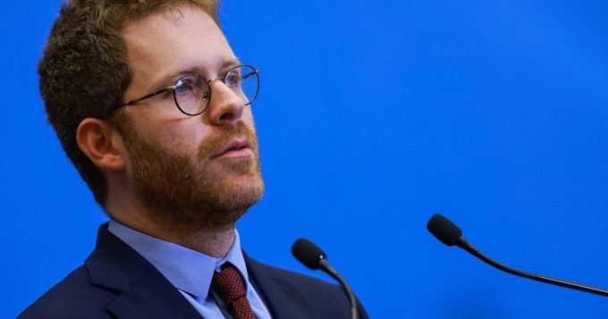 Budget 2027 : David Amiel conteste la crédibilité des propositions financières du Rassemblement national
