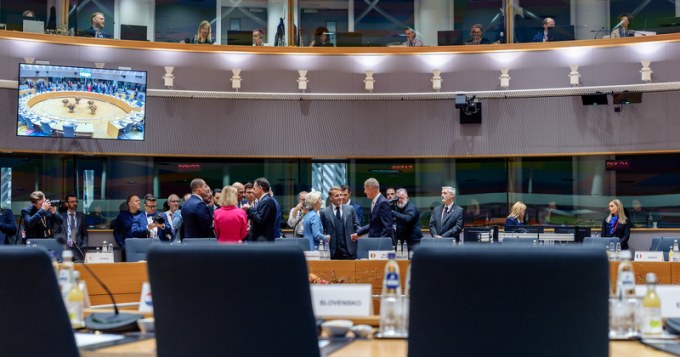 Conseil européen : les Vingt-Sept échangent sur la compétitivité, la défense et le budget